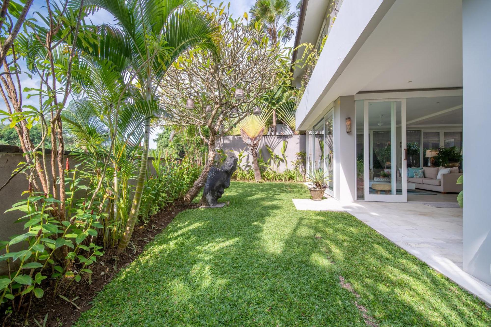 Villa Sunsara 4 - Enchanting 4Br Villa In A Great Location Canggu  Luaran gambar